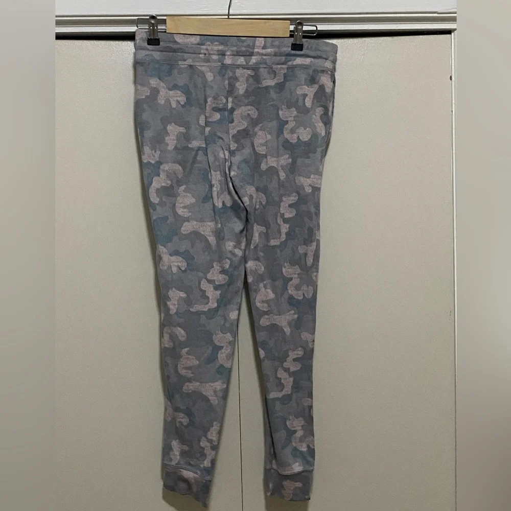 Jacalyn Intimates 2 Piece Camouflage Pajamas. Pink, blue gray tones - Picture 2 of 6